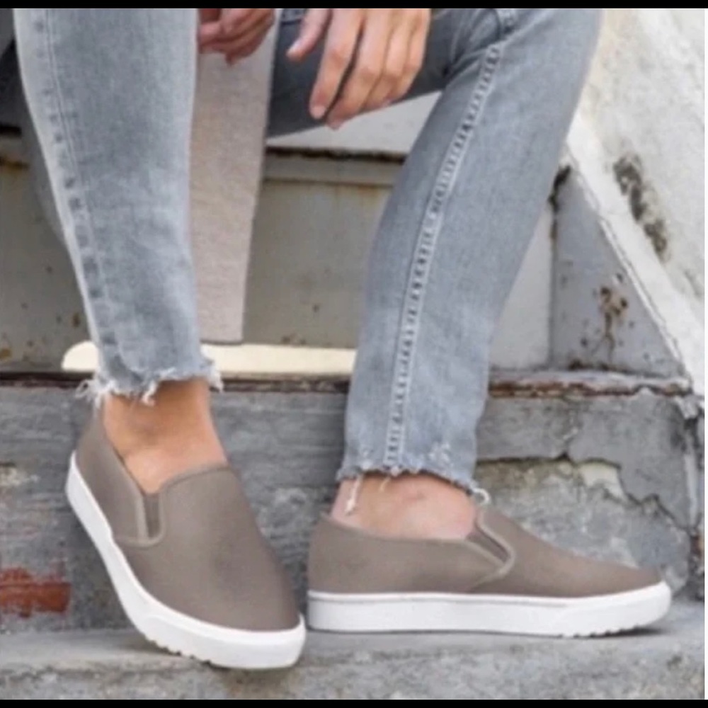 Sorel Campsneak Slip on in Sage 10.5